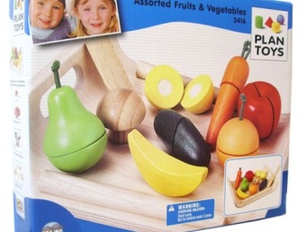 Фрукты и овощи на подносе от Plan Toys