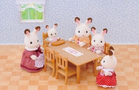  Набор "Обеденный стол с 5 стульями" от Sylvanian Families 