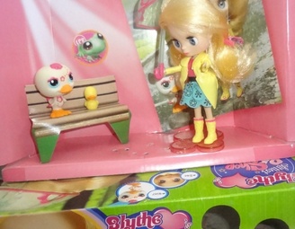Куколка Blythe Littlest Pet Shop
